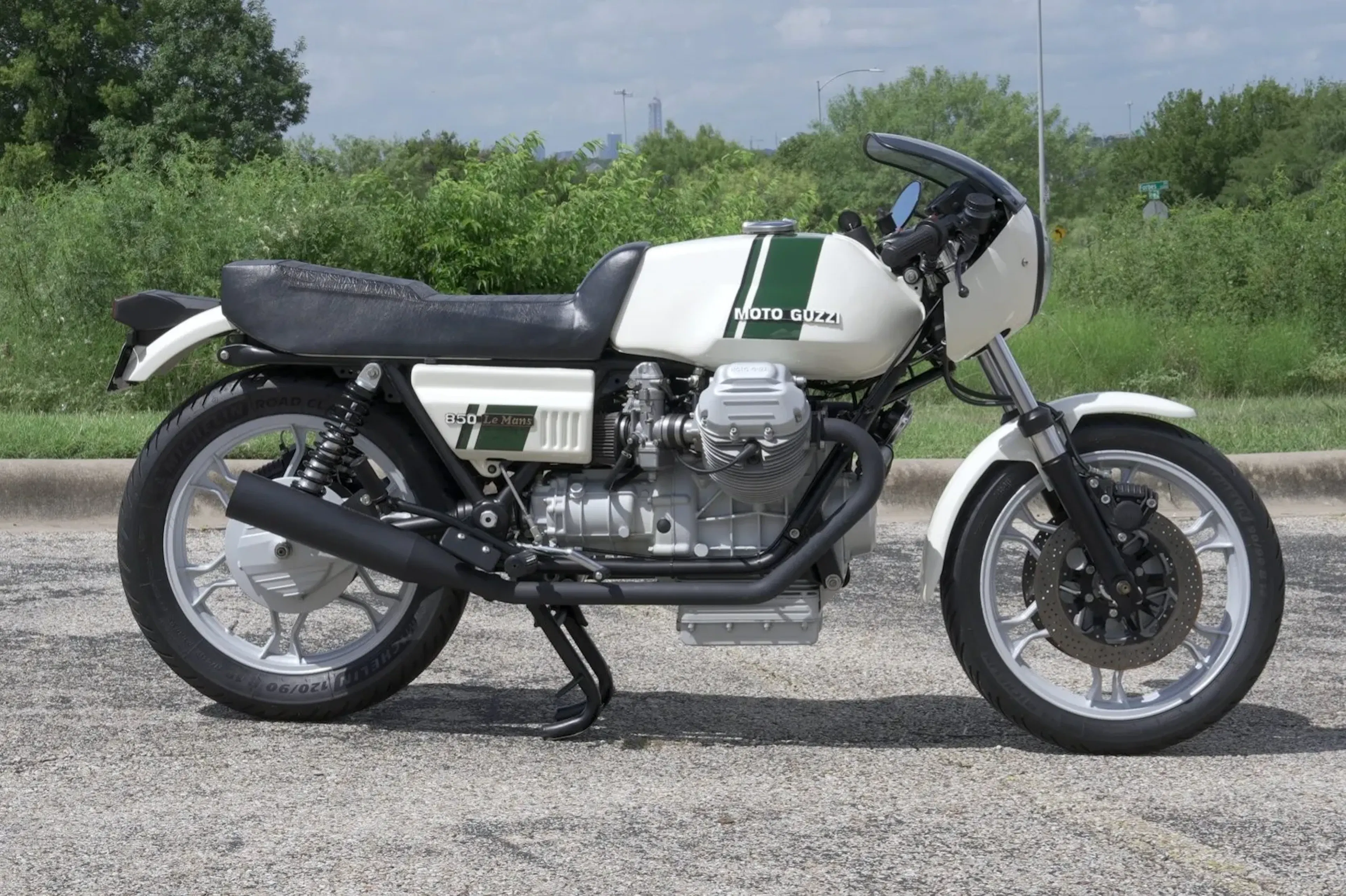 1976 Moto Guzzi 850 Le Mans I Base | Hagerty Valuation Tool®